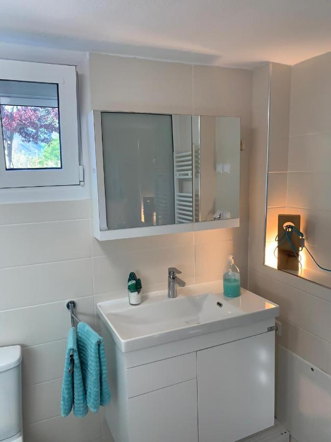 Villa Balsamico - Appartement Vue Sur Le Jardin Vrasná Eksteriør billede